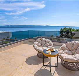 5 bedroom beachfront villa with heated pool near Omis, sleeps 9